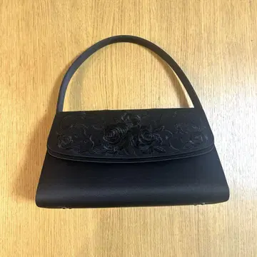 이와사 핸드백 장미 자수 블랙 포멀 관혼상제용