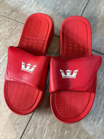 SUPRA 빨간색 슬라이드 샌들 합성 피혁