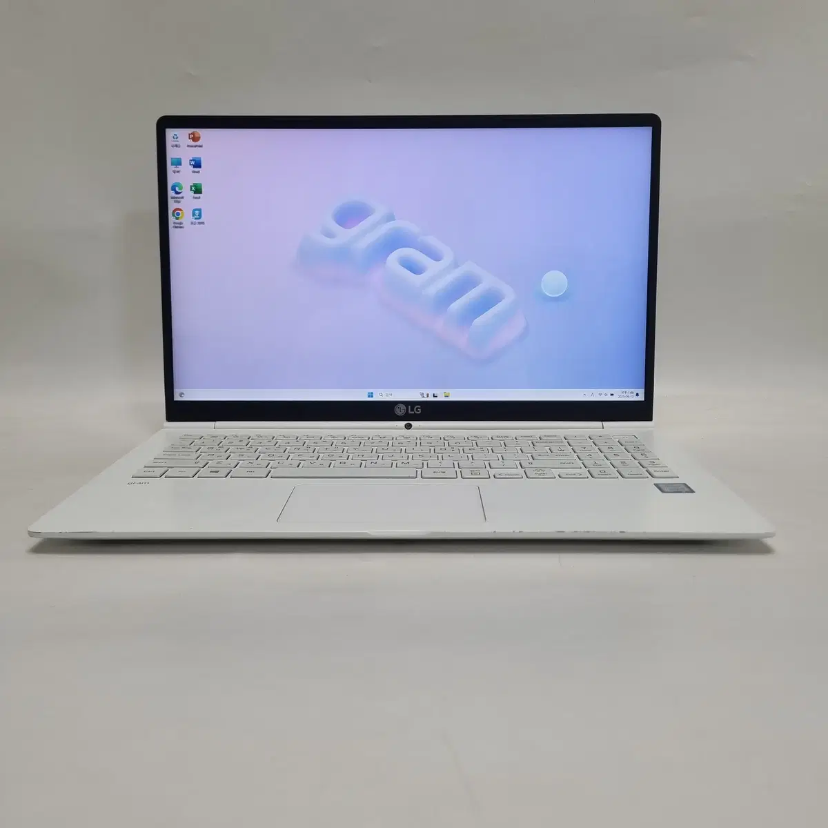 3196엘지노트북 i5 올데이 그램 화이트/980g/큰화면