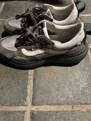VANS ULTRARANGE NEO VR3 스니커즈