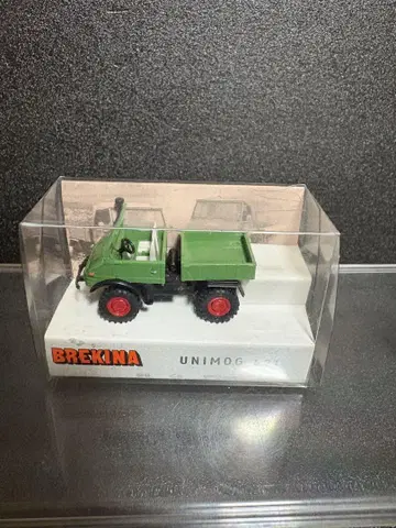 BREKINA UNIMOG 그린 컬러