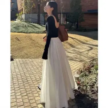 화이트 플레어 스커트 롱 기장