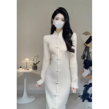 아이보리 리브 차이나 드레스