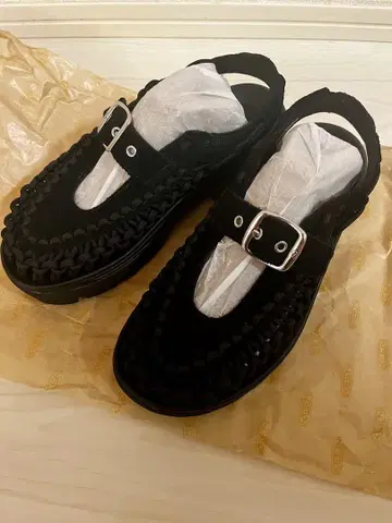 KEEN 유니크 피엘티 멜리 제인 24cm 킨