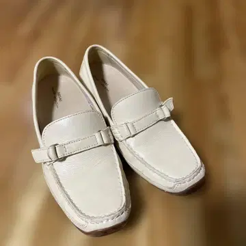 REGAL worth collection 여성용 아이보리 23.5