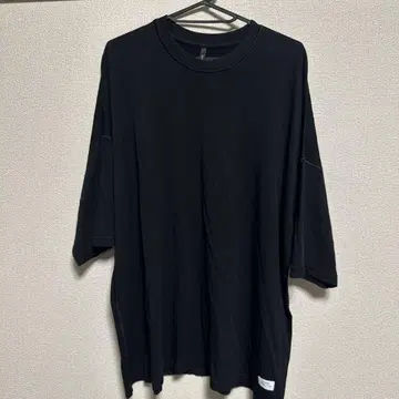 STAMPD 블랙 오버 사이즈 티셔츠 드롭 숄더