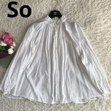 새상품급 SO 에스오 프릴 넥 화이트 블라우스 셔츠 개더 턱