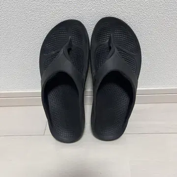 우포스 샌들