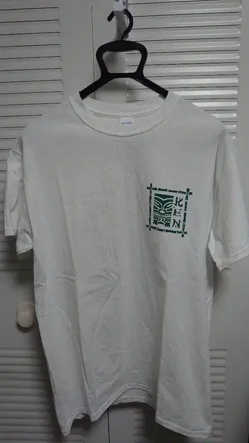Woodstics TIKI 티셔츠 Ken Yokoyama 화이트