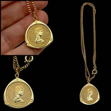 엘리자베스 금도금 코인 펜던트 목걸이