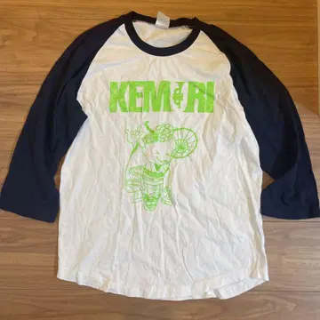 KEMURI 래글런 티셔츠
