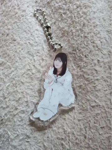 내가 보고 싶었던 파란 하늘, 나 파랑, 앉은 키링, 모치나가 마나