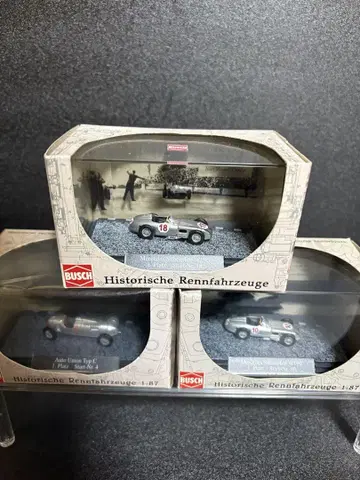 BUSCH 1/87 3대 세트