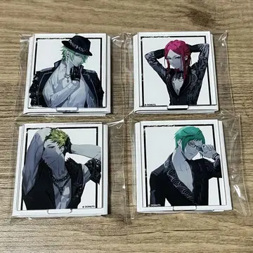 브라스타 아크릴 스탠드 4개 묶음 판매
