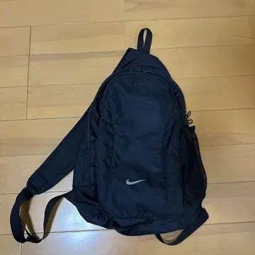 Nike 00s 블랙 숄더백