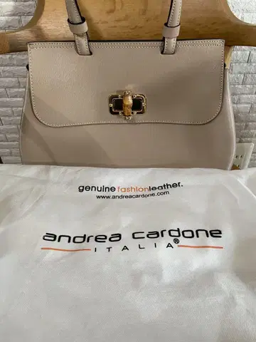 andrea cardone 천연 가죽 핸드백 베이지