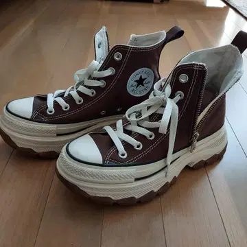 CONVERSE ALL STAR 브라운 하이컷 스니커즈