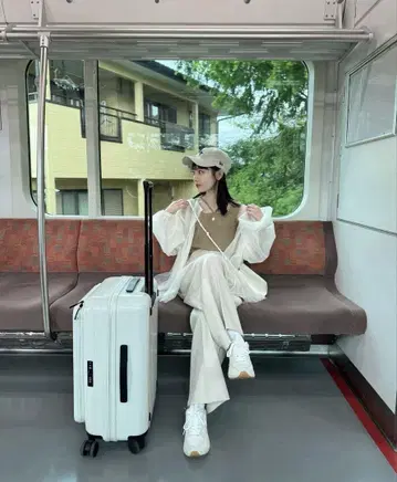 hinari 2WAY 튤 시어 블라우스 아이보리