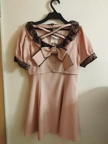 앙크루즈 가슴 크로스 원피스 핑크 미사용 새상품