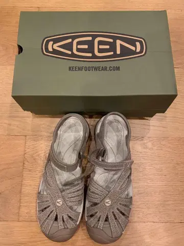 KEEN 킨 여성용 샌들 US9 사이즈 26cm