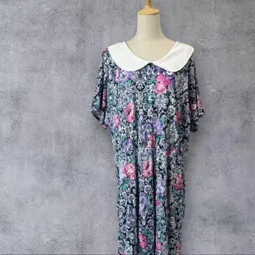 레트로 귀여운 플라워 프린트 원피스 화이트 둥근 카라 L~XL 상당