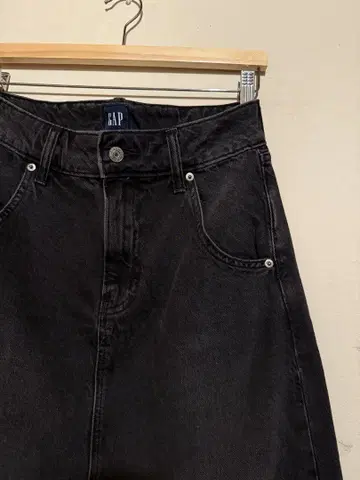 GAP 블랙 데님 롱 스커트