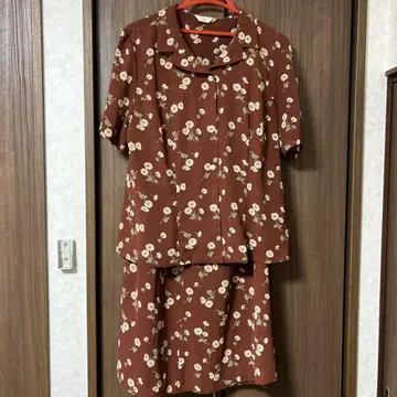 꽃무늬 스커트 셋업