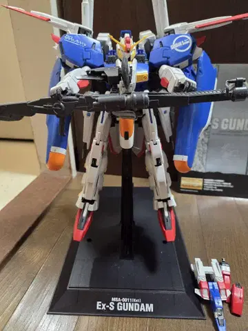 MG EX-S 건담 조립 완료