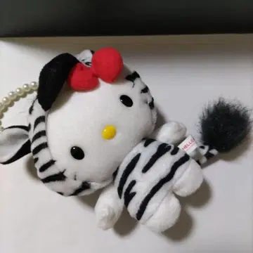 헬로키티 제브라 패턴 가마구치 파우치
