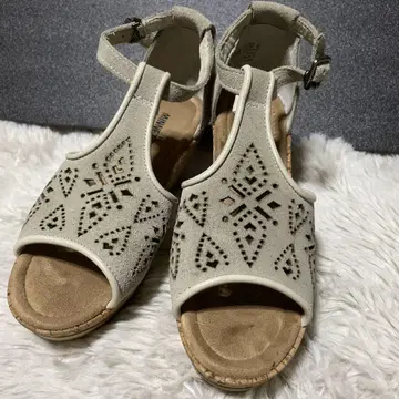 미네통카 샌들