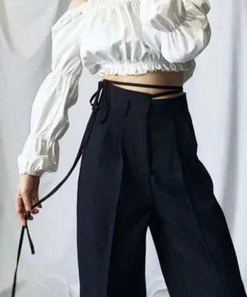 2WAY 컷 아웃 리본 하이 웨스트 턱 슬랙스