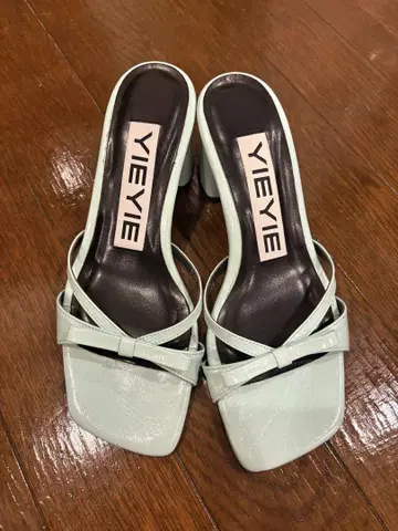 YIEYIE 민트 그린 힐 샌들