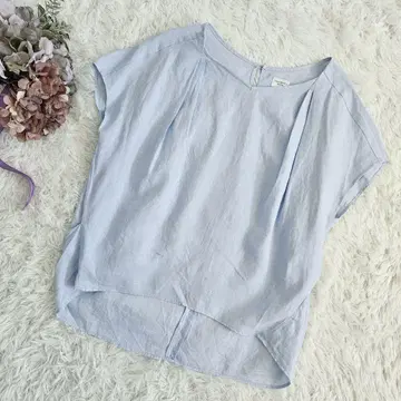 어반 리서치 도어스 린넨 프렌치 턱 블라우스 블루 린넨 세탁 가능