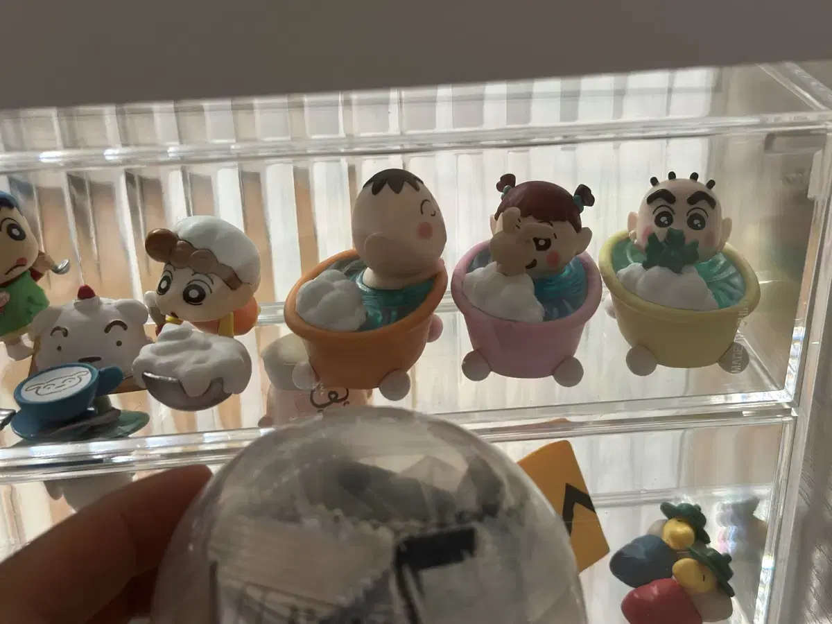 한교동, 짱구, 스누피, 파워퍼프걸, 호빵맨, 도레미 가챠 팝니다