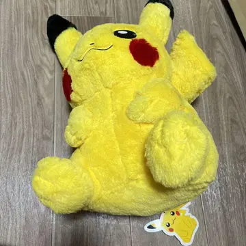 크고 폭신폭신 봉제 인형 피카츄