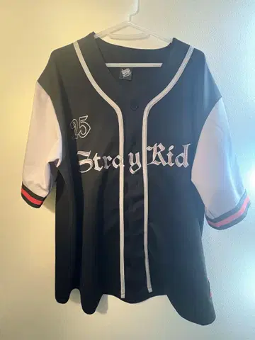 straykids 리노 유니폼 domainate
