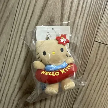 미개봉 새상품 로리즈팜 Me% 토이 키링 키티 수영장