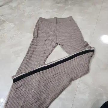 GYDA 리브 플레어 팬츠