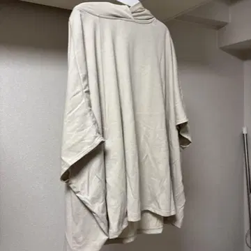 모몽가 후드티