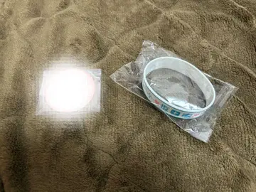아호노 사카타 캔뱃지 시크레 라바반