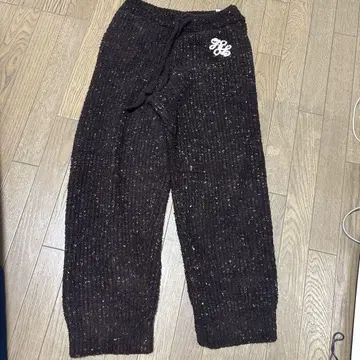 젤라또피케 옴 팬츠