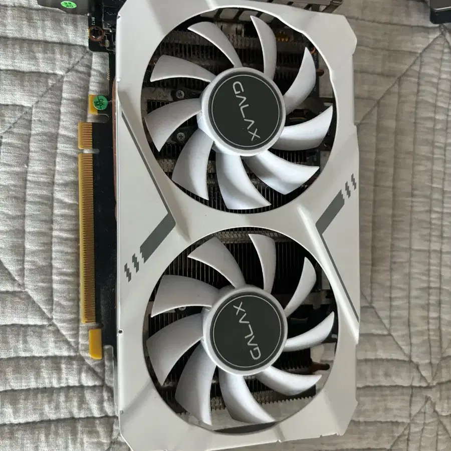 Galax Gtx 1660 White NVIDIA 엔비디아 Galaxy GALAX GeForce GTX 1660 - Main Image