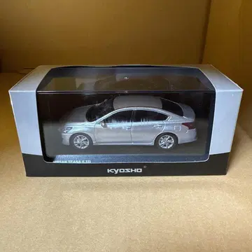 (A) [실버] 교쇼 KYOSHO 닛산 NISSAN TEANA L33