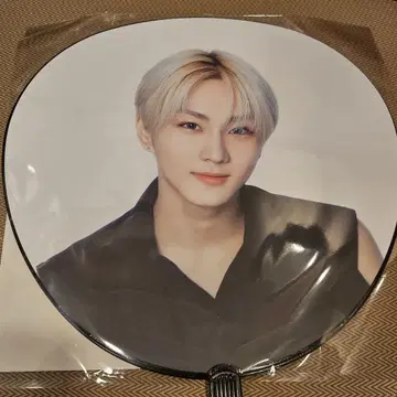 WALK THE LINE IN JP POPUP 부채 정원
