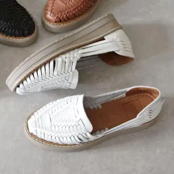 WOVEN 우븐 멕시코제 가죽 메쉬 슬립온 통굽 bebe