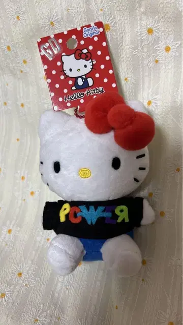 G-DRAGON 지용 키티 봉제 인형과 POWER 티셔츠 세트