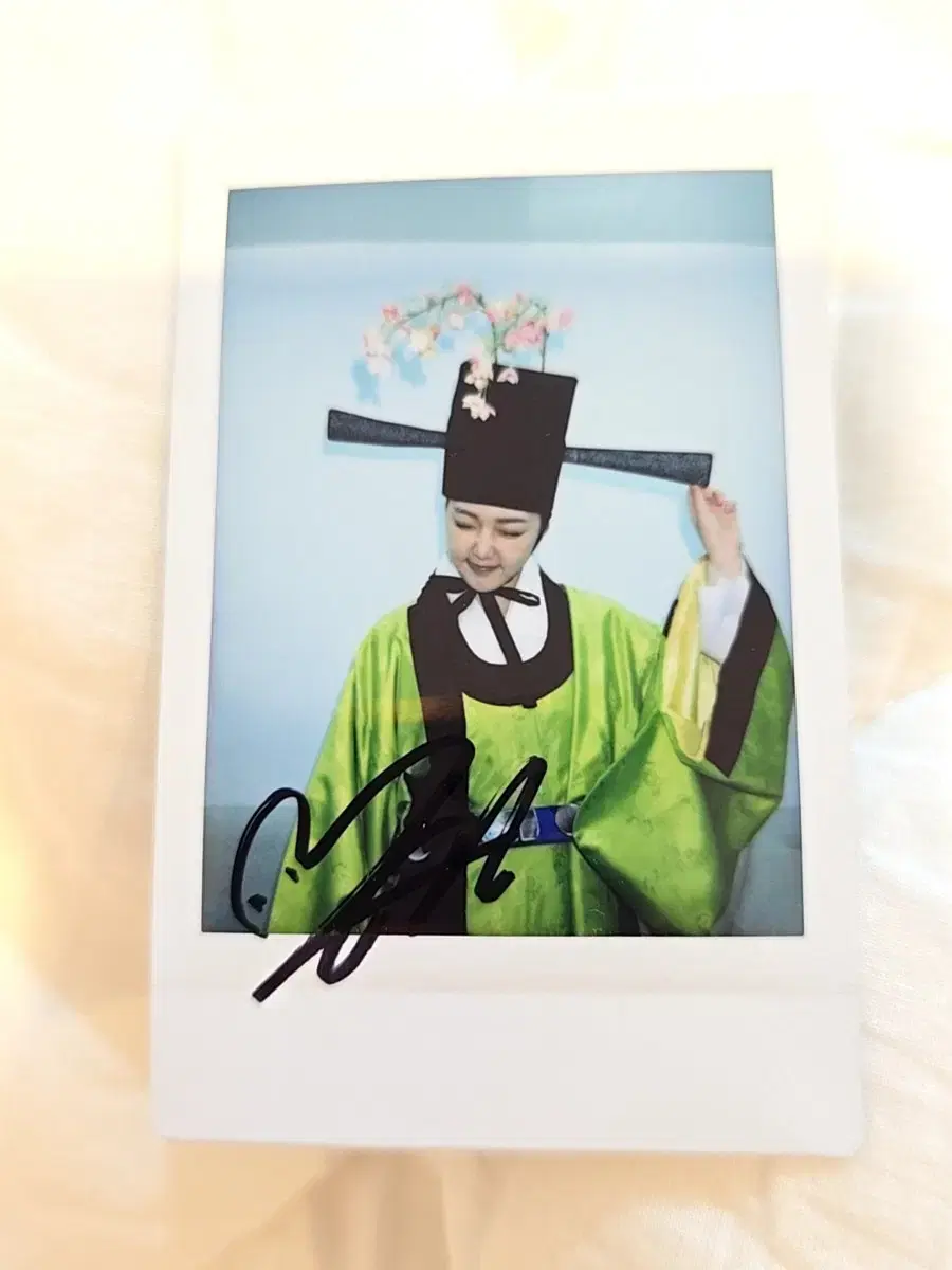 예린 싸인 폴라로이드