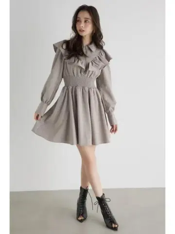 rienda 프론트 지퍼 프릴 원피스