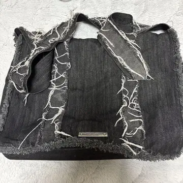 Fallett GRUNGE CROSS BIG BAG TXT 영준 착용