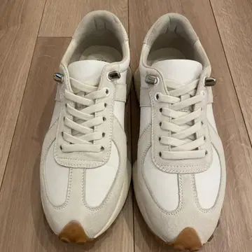 shoespa SODA 화이트 스니커즈
